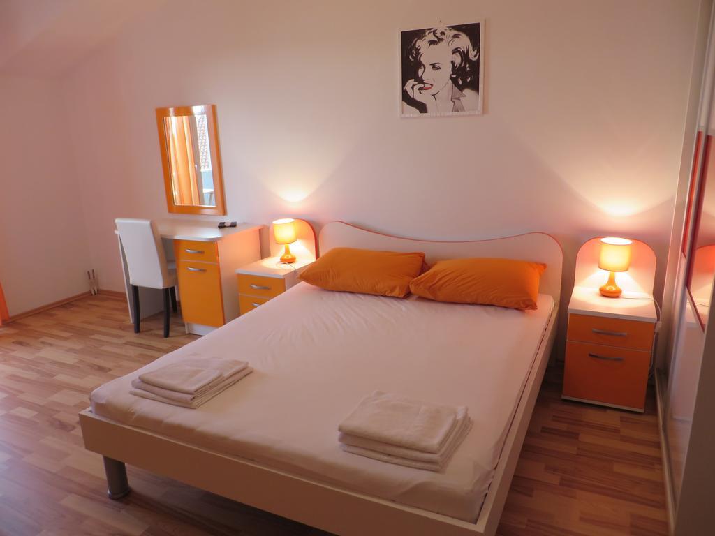 Apartments Petar Hvar Town Quarto foto